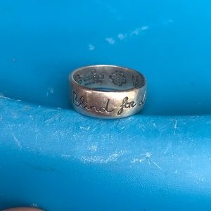 Gucci Blind for love ring